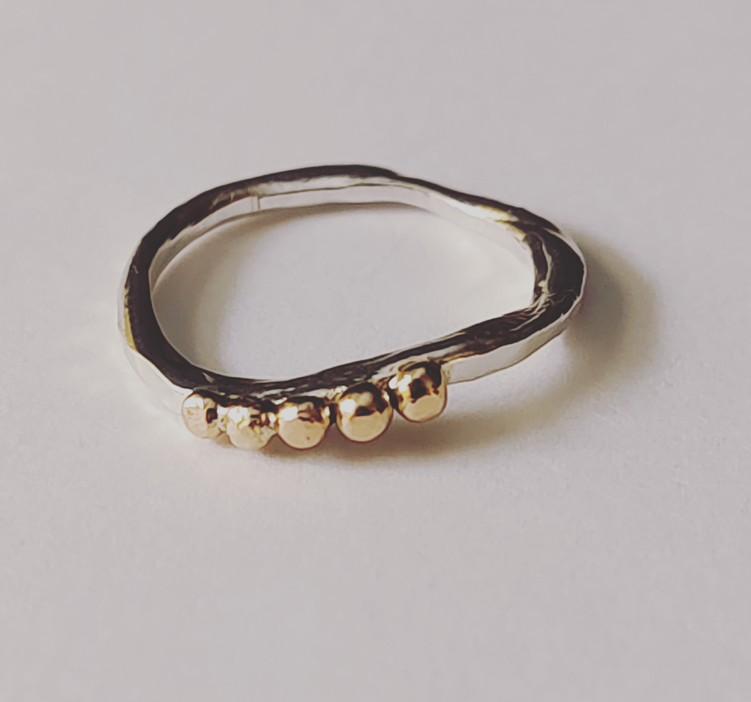 The River Pebble Ring: size 7.5