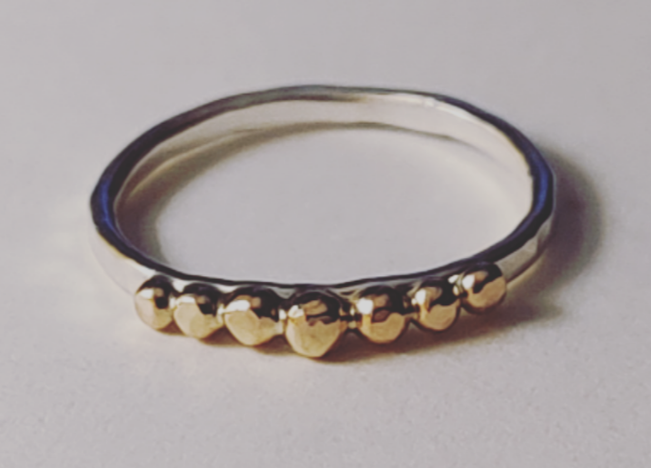 The River Pebble Ring: size 5/thin band